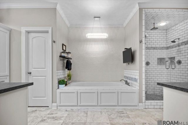 7988 Chaperral Dr, Denham Springs, LA 70726