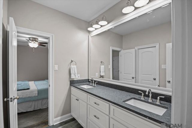 7988 Chaperral Dr, Denham Springs, LA 70726