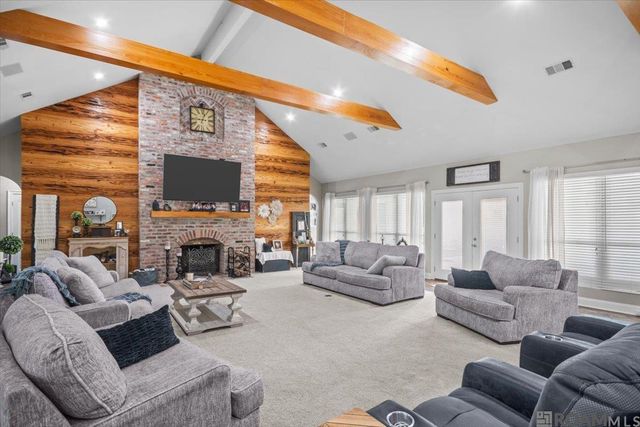 7988 Chaperral Dr, Denham Springs, LA 70726