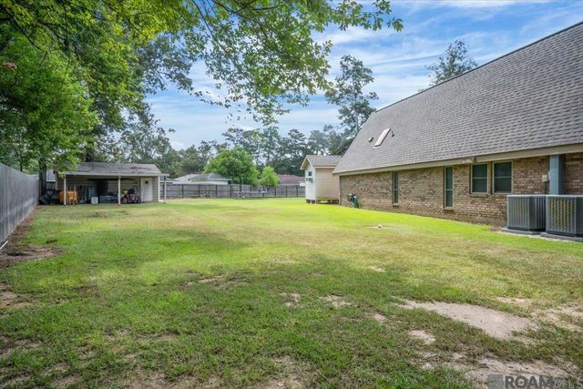 7988 Chaperral Dr, Denham Springs, LA 70726