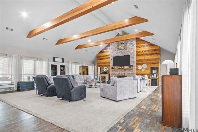 7988 Chaperral Dr, Denham Springs, LA 70726