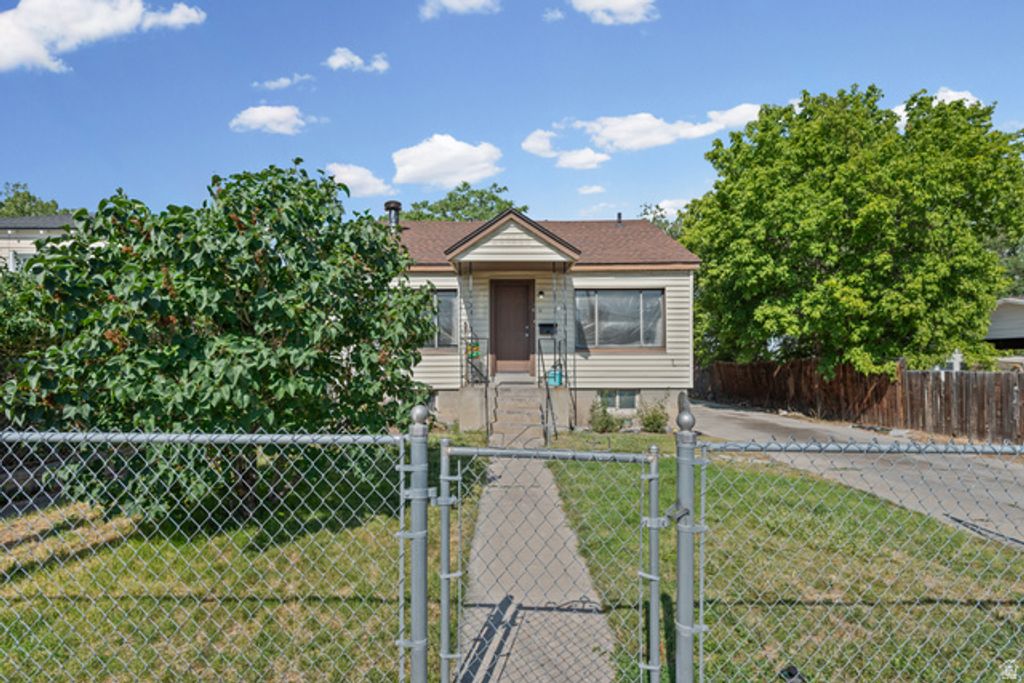 341 N 200 W, Tooele, UT 84074 — exterior