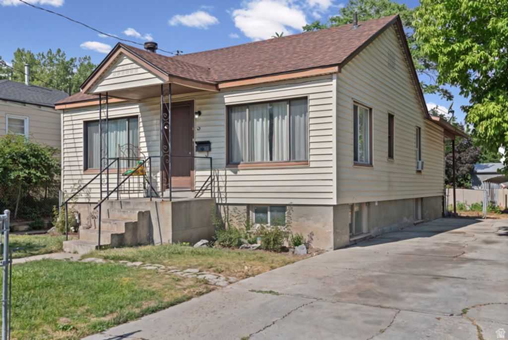341 N 200 W, Tooele, UT 84074 — photo 2