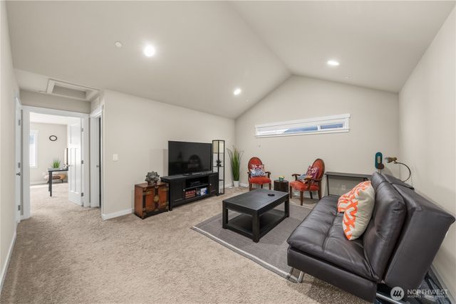 9021 127th Street Ct E, Puyallup, WA 98373