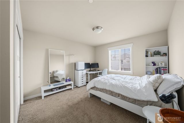 9021 127th Street Ct E, Puyallup, WA 98373