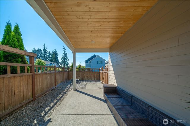 9021 127th Street Ct E, Puyallup, WA 98373