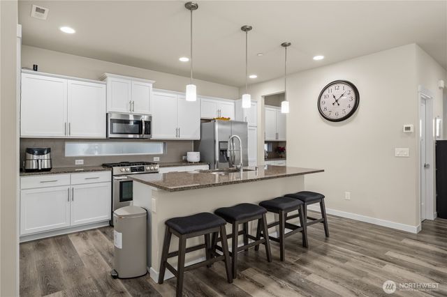 9021 127th Street Ct E, Puyallup, WA 98373