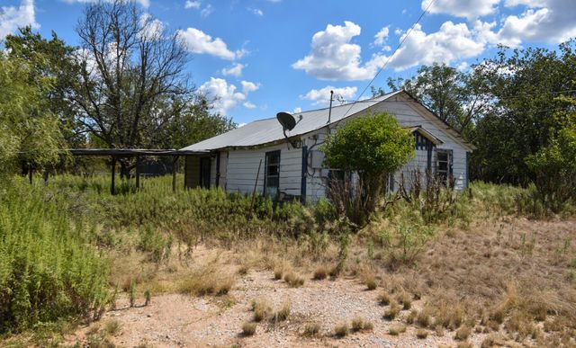 1101 S Plum, Brady, TX 76825