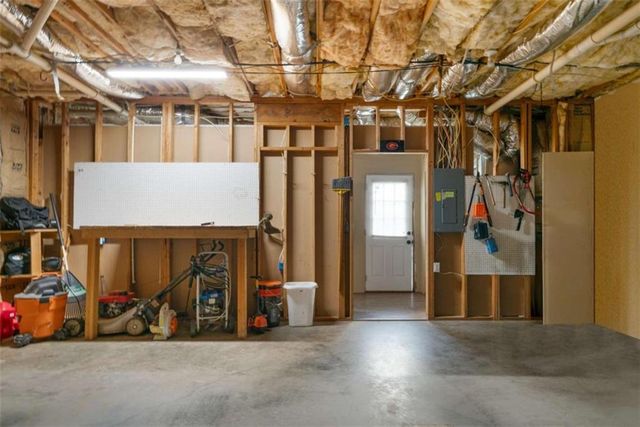 40 Gold Creek Drive, Tallapoosa, GA 30176