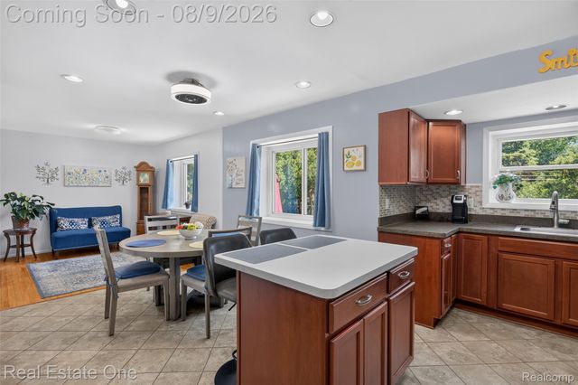 14012 Sunset Street, Livonia, MI 48154