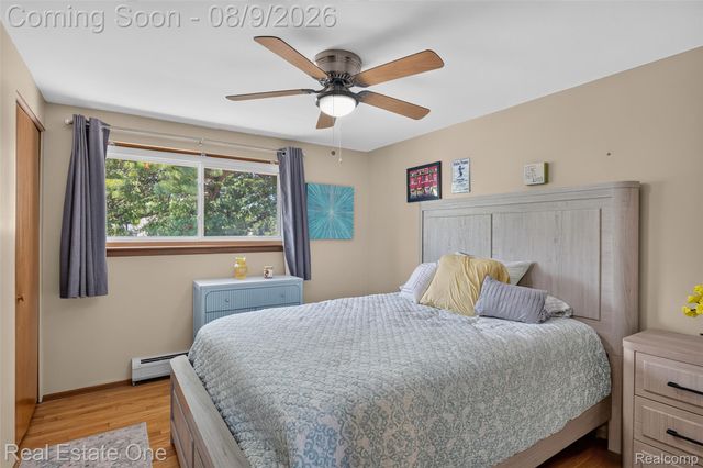 14012 Sunset Street, Livonia, MI 48154
