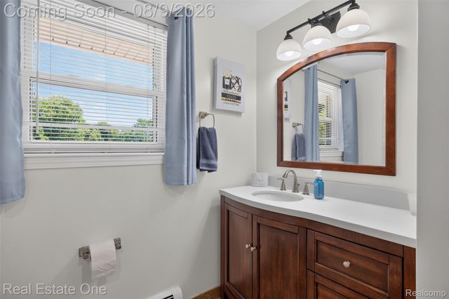 14012 Sunset Street, Livonia, MI 48154