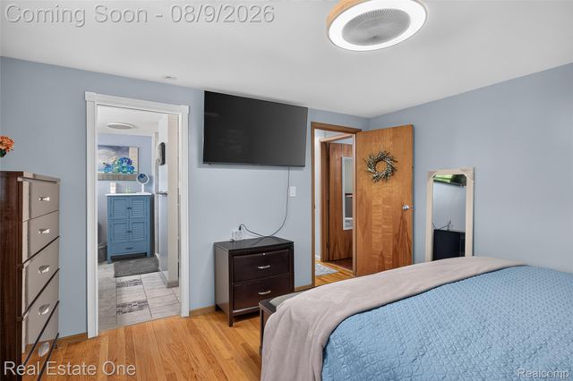 14012 Sunset Street, Livonia, MI 48154