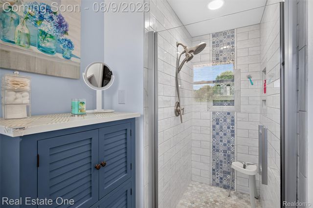 14012 Sunset Street, Livonia, MI 48154