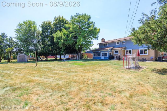 14012 Sunset Street, Livonia, MI 48154