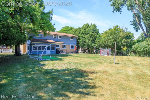 14012 Sunset Street, Livonia, MI 48154