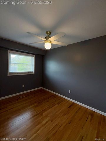 12417 Greenway Drive, Sterling Heights, MI 48312