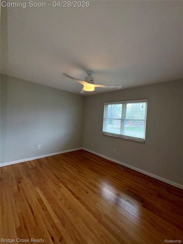 12417 Greenway Drive, Sterling Heights, MI 48312