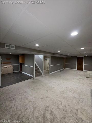 12417 Greenway Drive, Sterling Heights, MI 48312