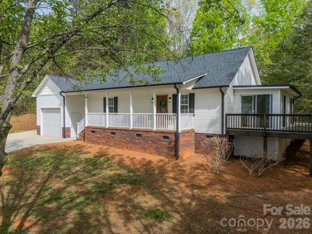 902 Cornelius Road, Mooresville, NC 28117
