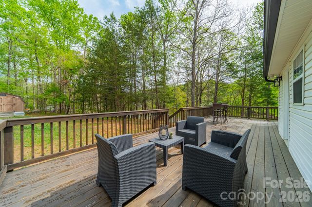 902 Cornelius Road, Mooresville, NC 28117