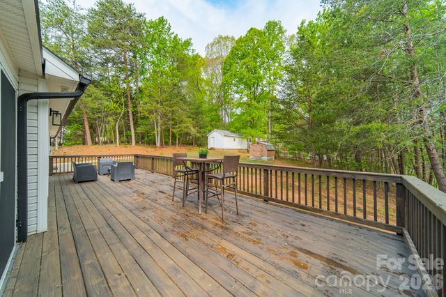 902 Cornelius Road, Mooresville, NC 28117