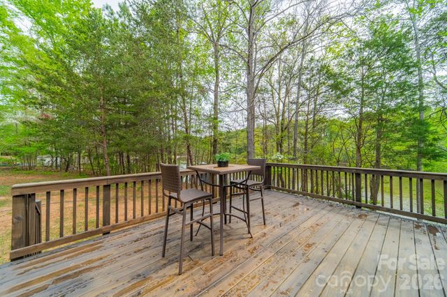 902 Cornelius Road, Mooresville, NC 28117