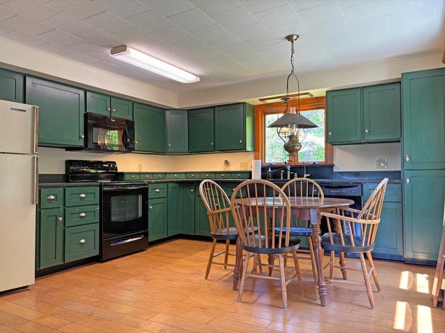 255 Fitts Road, Wardsboro, VT 05355