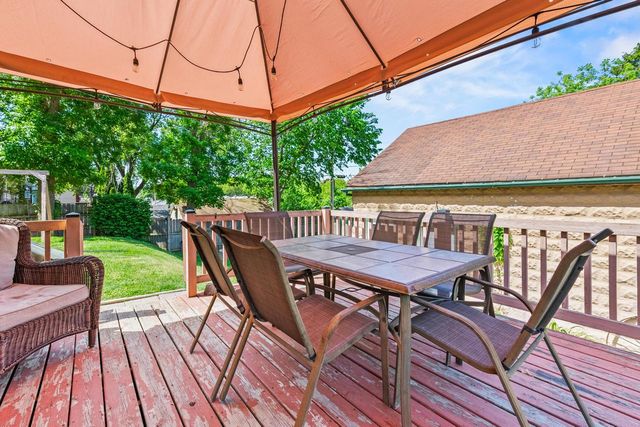 2905 S 95th STREET, West Allis, WI 53227