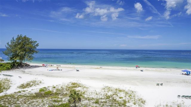 225 HOURGLASS WAY 303, Sarasota, FL 34242