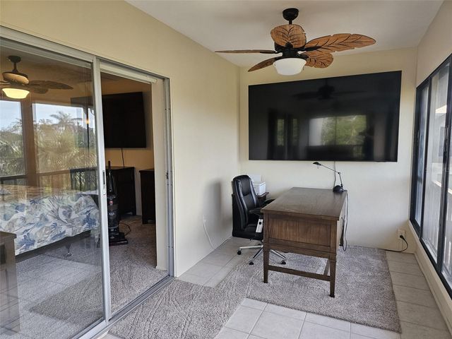 225 HOURGLASS WAY 303, Sarasota, FL 34242