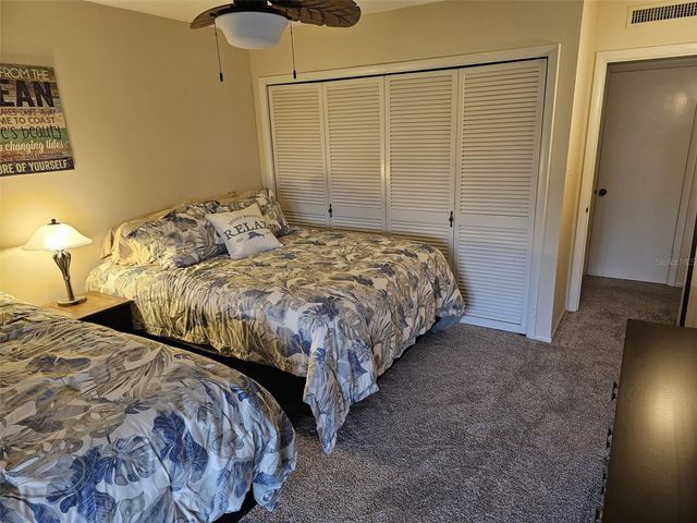 225 HOURGLASS WAY 303, Sarasota, FL 34242