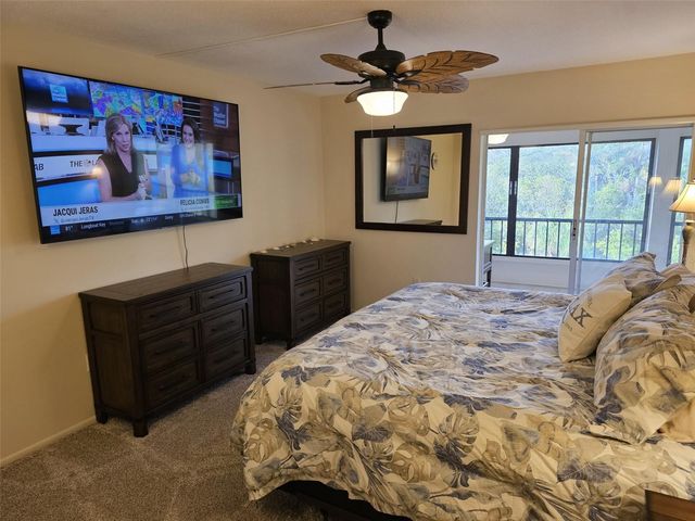 225 HOURGLASS WAY 303, Sarasota, FL 34242