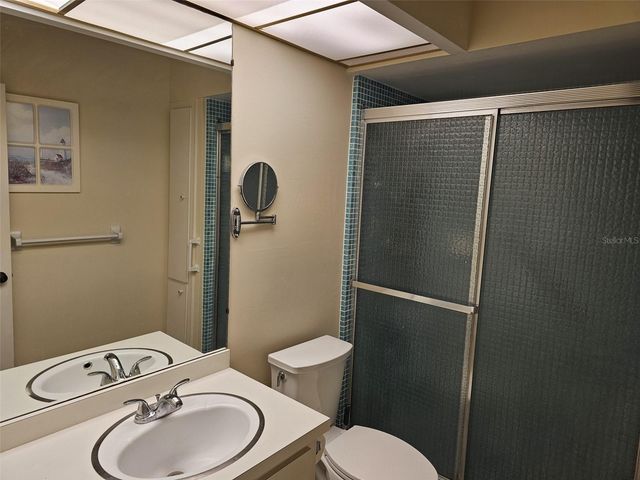 225 HOURGLASS WAY 303, Sarasota, FL 34242