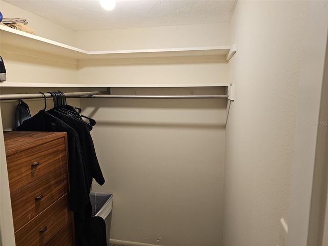 225 HOURGLASS WAY 303, Sarasota, FL 34242