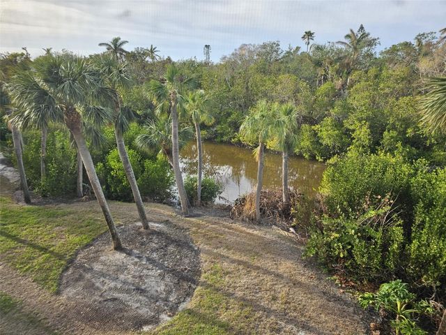 225 HOURGLASS WAY 303, Sarasota, FL 34242