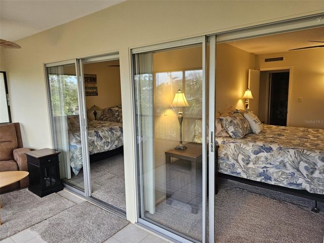 225 HOURGLASS WAY 303, Sarasota, FL 34242