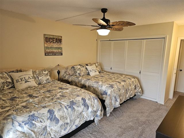 225 HOURGLASS WAY 303, Sarasota, FL 34242