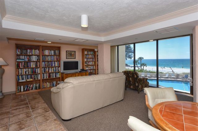 225 HOURGLASS WAY 303, Sarasota, FL 34242