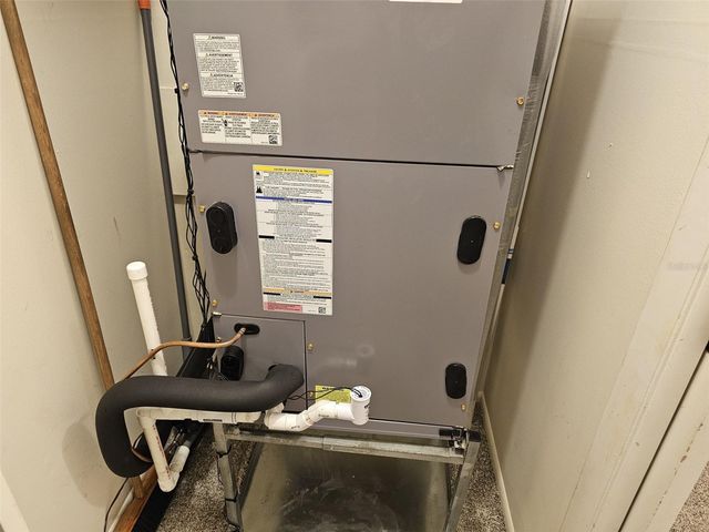 225 HOURGLASS WAY 303, Sarasota, FL 34242