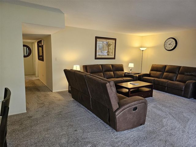 225 HOURGLASS WAY 303, Sarasota, FL 34242