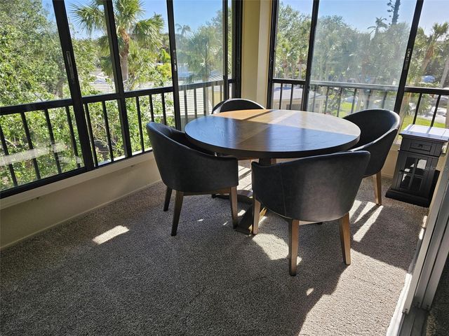 225 HOURGLASS WAY 303, Sarasota, FL 34242