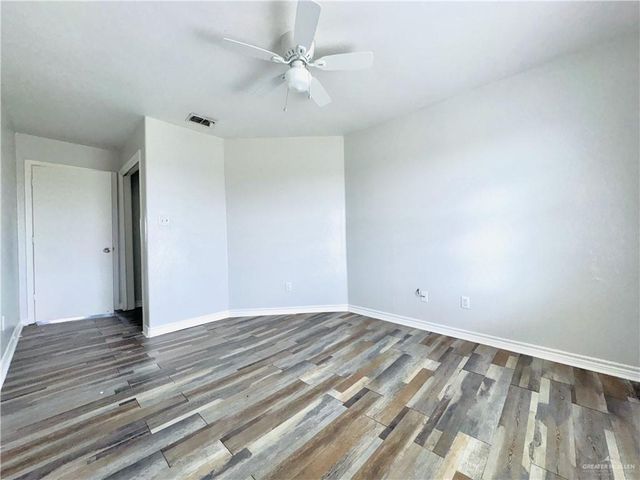 3304 N Palm Leaf Circle, Mission, TX 78574