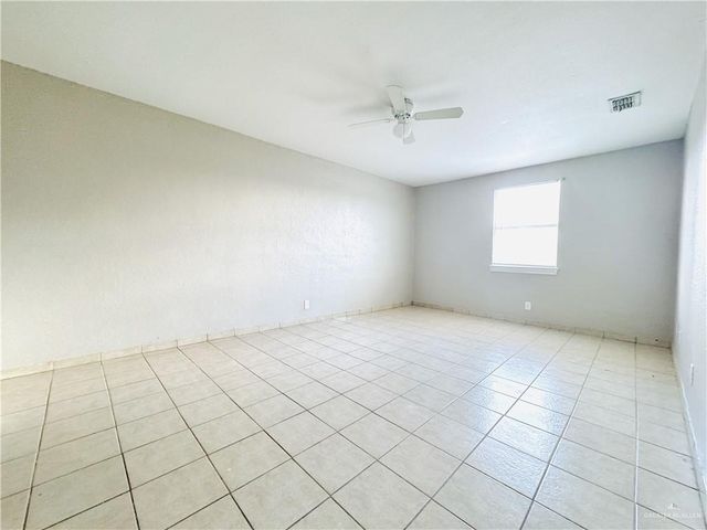 3304 N Palm Leaf Circle, Mission, TX 78574