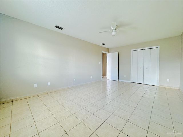 3304 N Palm Leaf Circle, Mission, TX 78574