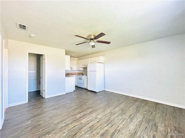 3304 N Palm Leaf Circle, Mission, TX 78574