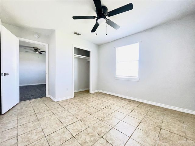 3304 N Palm Leaf Circle, Mission, TX 78574