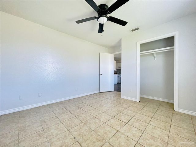 3304 N Palm Leaf Circle, Mission, TX 78574