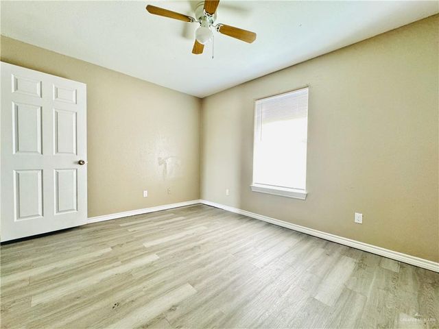 3304 N Palm Leaf Circle, Mission, TX 78574