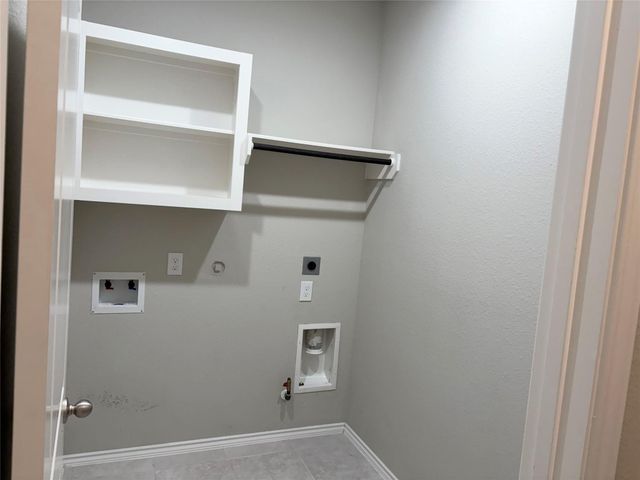 323 Avenue B, Richmond, TX 77406